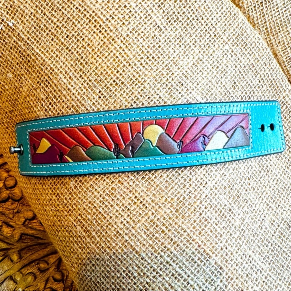 NEW Genuine Leather Sunset Cuff Bracelet by Justin Boots (Adjustable)